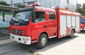 東風(fēng)多利卡水罐消防車(2.5-3.5噸)圖片